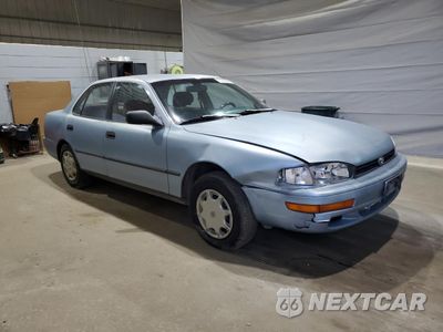 Czwarte zdjęcie samochodu z boku: 1992 TOYOTA CAMRY DX VIN:4T1SK11E8NU033763 - miniatura
