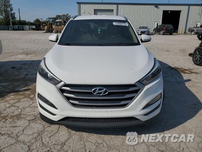 Piąte zdjęcie samochodu w środku: 2017 HYUNDAI TUCSON LIMITED VIN:KM8J3CA44HU289849 - miniatura