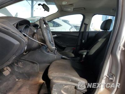 Zdjęcie 7 z 12 samochodu: 2017 FORD FOCUS SE VIN:1FADP3FE1HL258156 - miniatura