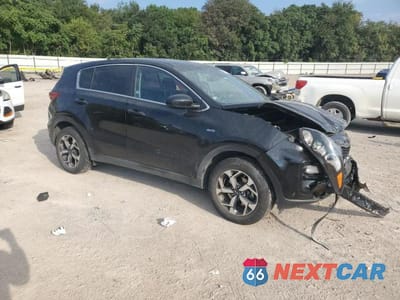 Czwarte zdjęcie samochodu z boku: 2021 KIA SPORTAGE VIN:KNDPMCAC2M7865014 - miniatura