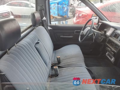 Zdjęcie 10 z 12 samochodu: 1991 NISSAN TRUCK SHORT WHEELBASE VIN:1N6SD11SXMC311083 - miniatura