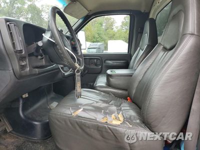Zdjęcie 7 z 13 samochodu: 2007 GMC C5500 C5C042 VIN:1GDG5C1G07F902454 - miniatura