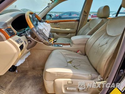 Zdjęcie 7 z 14 samochodu: 2004 LEXUS LS 430 VIN:JTHBN36FX40153867 - miniatura