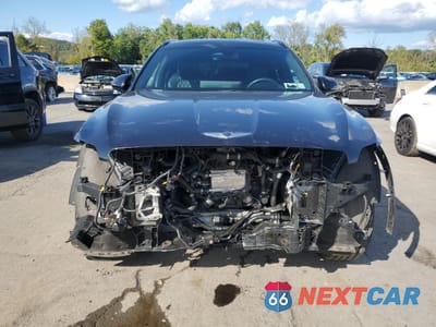 Piąte zdjęcie samochodu w środku: 2023 GENESIS GV70 BASE VIN:KMUMCDTC8PU109697 - miniatura