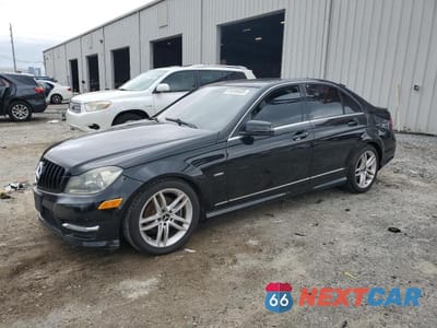 2012 MERCEDES-BENZ C 250 WDDGF4HB0CR221582 - główne zdjęcie licytacji z USA - miniatura