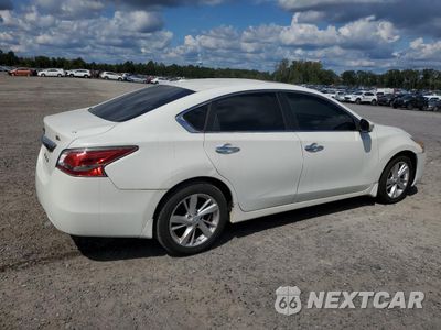 Trzecie zdjęcie samochodu z tyłu: 2015 NISSAN ALTIMA 2.5 VIN:1N4AL3AP3FN408020 - miniatura