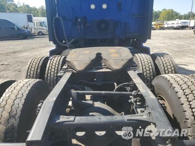 Zdjęcie 9 z 10 samochodu: 2019 INTERNATIONAL LT625 SEMI TRUCK VIN:3HSDZAPR8KN412069 - miniatura