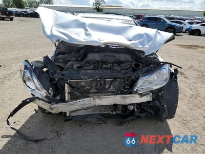 Piąte zdjęcie samochodu w środku: 2012 MERCEDES-BENZ C 300 4MATIC VIN:WDDGF8BB3CA702408 - miniatura