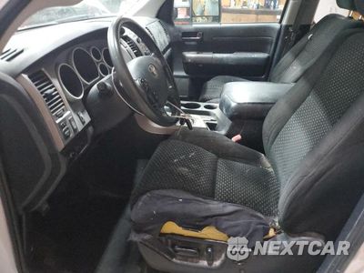 Zdjęcie 7 z 12 samochodu: 2010 TOYOTA TUNDRA CREWMAX SR5 VIN:5TFDY5F12AX145380 - miniatura