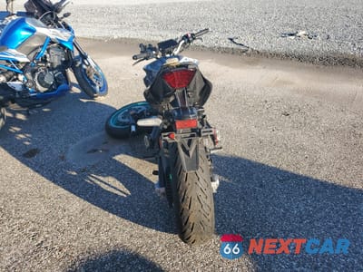 Czwarte zdjęcie samochodu z boku: 2023 YAMAHA MT07 VIN:JYARM32E5PA007516 - miniatura