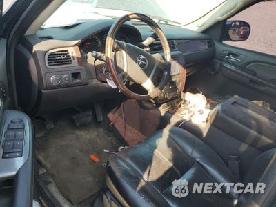 Zdjęcie 8 z 14 samochodu: 2008 GMC YUKON DENALI VIN:1GKEC63838J194003 - miniatura
