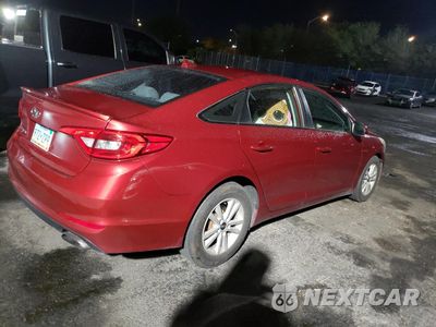 Trzecie zdjęcie samochodu z tyłu: 2015 HYUNDAI SONATA SE VIN:5NPE24AF0FH076467 - miniatura