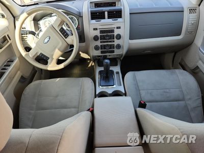Zdjęcie 8 z 15 samochodu: 2012 FORD ESCAPE XLT VIN:1FMCU9DG9CKC07813 - miniatura