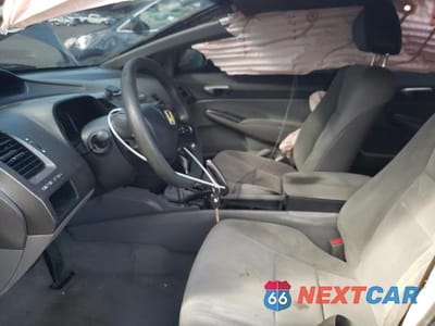 Zdjęcie 7 z 12 samochodu: 2008 HONDA CIVIC LX VIN:2HGFA16558H327468 - miniatura