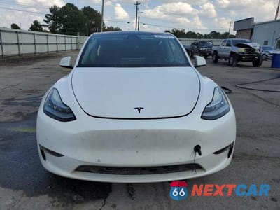 Piąte zdjęcie samochodu w środku: 2021 TESLA MODEL Y VIN:5YJYGDEE1MF280898 - miniatura