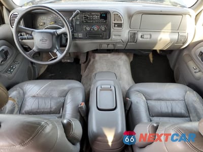 Zdjęcie 8 z 12 samochodu: 1999 CHEVROLET TAHOE K1500 VIN:1GNEK13R1XJ343041 - miniatura