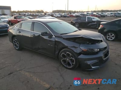 Czwarte zdjęcie samochodu z boku: 2017 CHEVROLET MALIBU LS VIN:1G1ZB5ST7HF118490 - miniatura