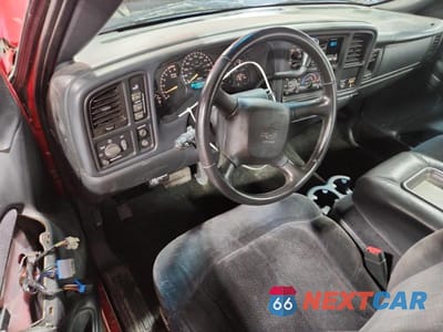Zdjęcie 8 z 12 samochodu: 2001 CHEVROLET SILVERADO K2500 HEAVY DUTY VIN:1GCHK24G21E205596 - miniatura