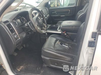 Zdjęcie 7 z 12 samochodu: 2013 RAM 3500 LARAMIE VIN:3C63R3ML8DG568613 - miniatura