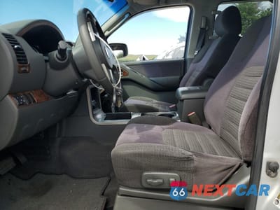 Zdjęcie 7 z 13 samochodu: 2001 NISSAN PATHFINDER LE VIN:5N1AR18W17C635919 - miniatura