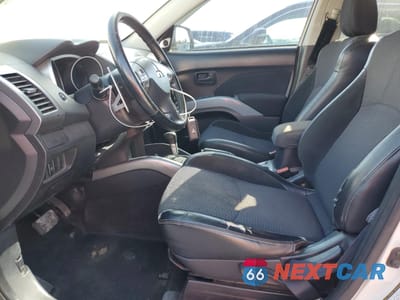 Zdjęcie 7 z 13 samochodu: 2008 MITSUBISHI OUTLANDER SE VIN:JA4LS31W68Z010593 - miniatura