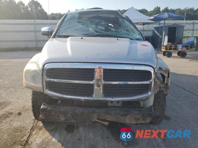 Piąte zdjęcie samochodu w środku: 2004 DODGE DURANGO LIMITED VIN:1D4HB58D84F133466 - miniatura