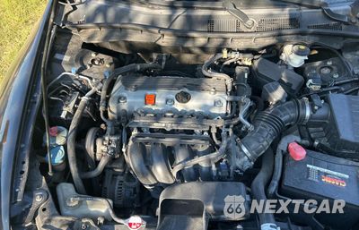 Zdjęcie 7 z 11 samochodu: 2012 HONDA ACCORD SE VIN:1HGCP2F60CA073188 - miniatura