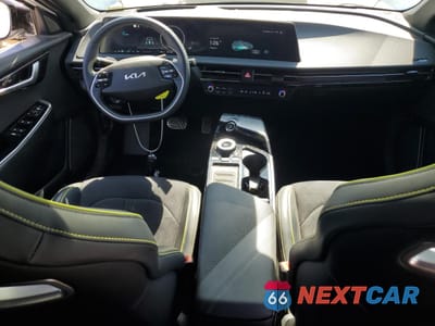 Zdjęcie 8 z 12 samochodu: 2023 KIA EV6 GT VIN:KNDC5DLEXP5131916 - miniatura