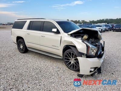 Czwarte zdjęcie samochodu z boku: 2015 GMC YUKON XL C1500 SLT VIN:1GKS1HKC8FR179246 - miniatura
