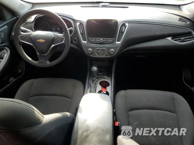 Zdjęcie 8 z 12 samochodu: 2019 CHEVROLET MALIBU LS VIN:1G1ZB5ST7KF126046 - miniatura