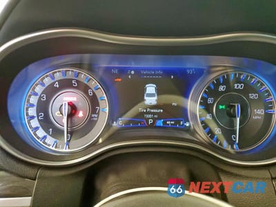 Zdjęcie 9 z 12 samochodu: 2022 CHRYSLER 300 TOURING L VIN:2C3CCADG9NH236879 - miniatura