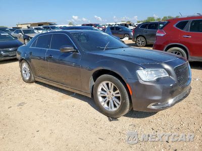 Czwarte zdjęcie samochodu z boku: 2016 CHRYSLER 300 LIMITED VIN:2C3CCAAG8GH295784 - miniatura