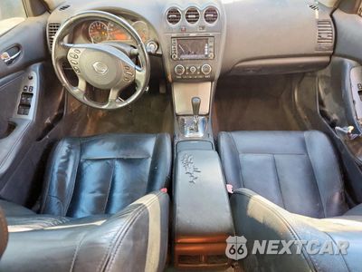 Zdjęcie 8 z 14 samochodu: 2010 NISSAN ALTIMA BASE VIN:1N4AL2AP9AN408526 - miniatura