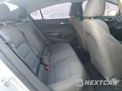 Zdjęcie 10 z 13 samochodu: 2019 CHEVROLET CRUZE LS VIN:1G1BC5SM7K7108132 - miniatura