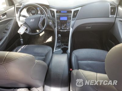 Zdjęcie 8 z 14 samochodu: 2012 HYUNDAI SONATA HYBRID VIN:KMHEC4A48CA041413 - miniatura
