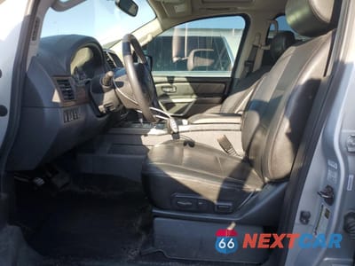 Zdjęcie 7 z 13 samochodu: 2015 NISSAN ARMADA SV VIN:5N1AA0ND5FN608522 - miniatura