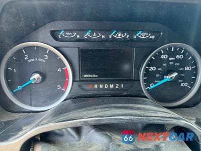 Zdjęcie 8 z 10 samochodu: 2018 FORD F450 SUPER DUTY VIN:1FDUF4GT3JEB75530 - miniatura