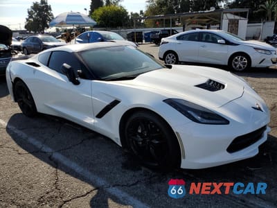 Czwarte zdjęcie samochodu z boku: 2016 CHEVROLET CORVETTE STINGRAY 1LT VIN:1G1YB2D76G5122447 - miniatura