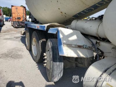Zdjęcie 7 z 10 samochodu: 2018 TEREX / TEREX ADVANCE ADVANCE MIXER VIN:5DG8AU5T3J0015036 - miniatura