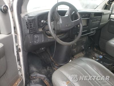 Zdjęcie 8 z 13 samochodu: 2006 GMC SAVANA G2500 VIN:1GTGG25V161144508 - miniatura
