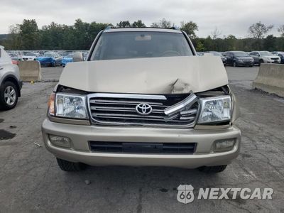 Piąte zdjęcie samochodu w środku: 2005 TOYOTA LAND CRUISER VIN:JTEHT05J352077688 - miniatura