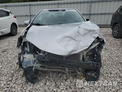 Piąte zdjęcie samochodu w środku: 2015 TOYOTA COROLLA L VIN:2T1BURHE3FC317870 - miniatura