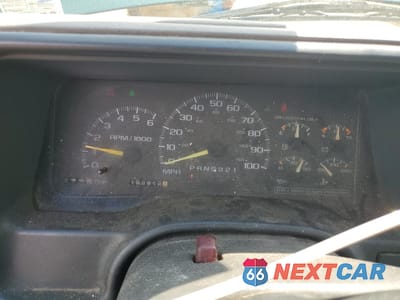 Zdjęcie 9 z 14 samochodu: 1997 GMC SIERRA C1500 VIN:2GTEC19M7V1536089 - miniatura