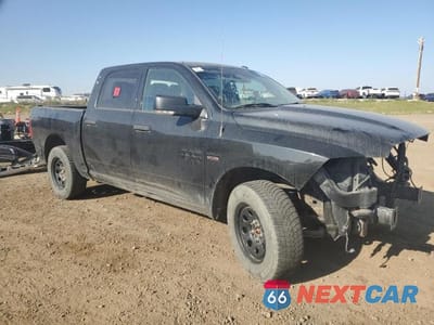Czwarte zdjęcie samochodu z boku: 2017 RAM 1500 ST VIN:3C6RR7KT2HG783902 - miniatura