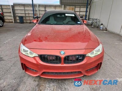 Piąte zdjęcie samochodu w środku: 2016 BMW M4 VIN:WBS3R9C50GK335667 - miniatura