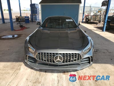 Piąte zdjęcie samochodu w środku: 2020 MERCEDES-BENZ AMG GT R VIN:WDDYJ7KA8LA025120 - miniatura