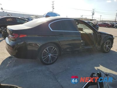 Trzecie zdjęcie samochodu z tyłu: 2022 BMW 530E VIN:WBA13AG00NCJ60437 - miniatura
