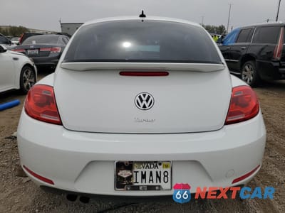 Zdjęcie 6 z 12 samochodu: 2016 VOLKSWAGEN BEETLE SE VIN:3VWJ17AT8GM633689 - miniatura