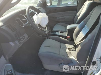 Zdjęcie 7 z 12 samochodu: 2013 TOYOTA TACOMA DOUBLE CAB VIN:5TFLU4EN3DX067993 - miniatura