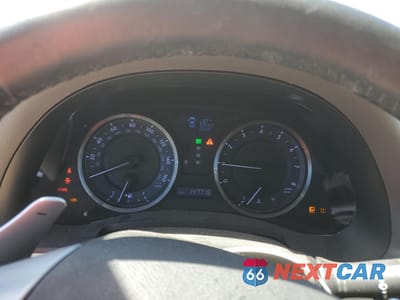 Zdjęcie 9 z 12 samochodu: 2011 LEXUS IS 250 VIN:JTHBF5C28B5139489 - miniatura